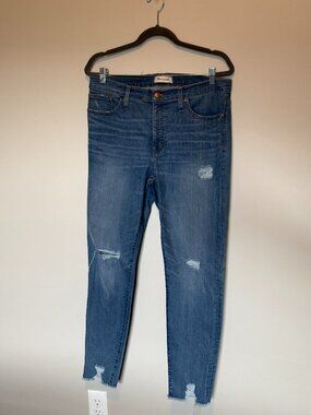 Madewell 9” High Rise Skinny Jeans Women’s 32 Distressed Raw Hem